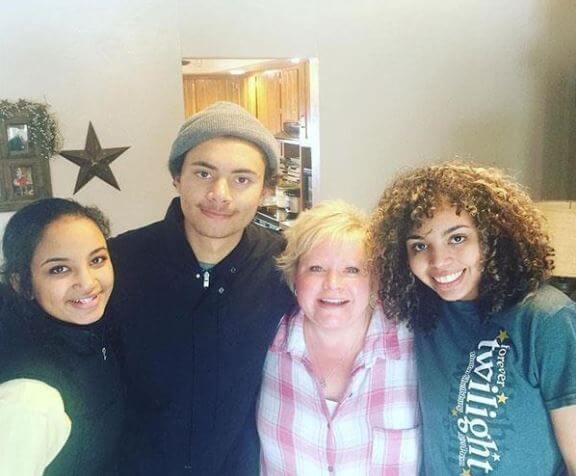 Oscar Maximilian Jackman with his biological sisters and aunt.
